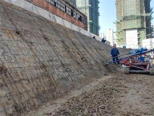 石河子建筑边坡支护